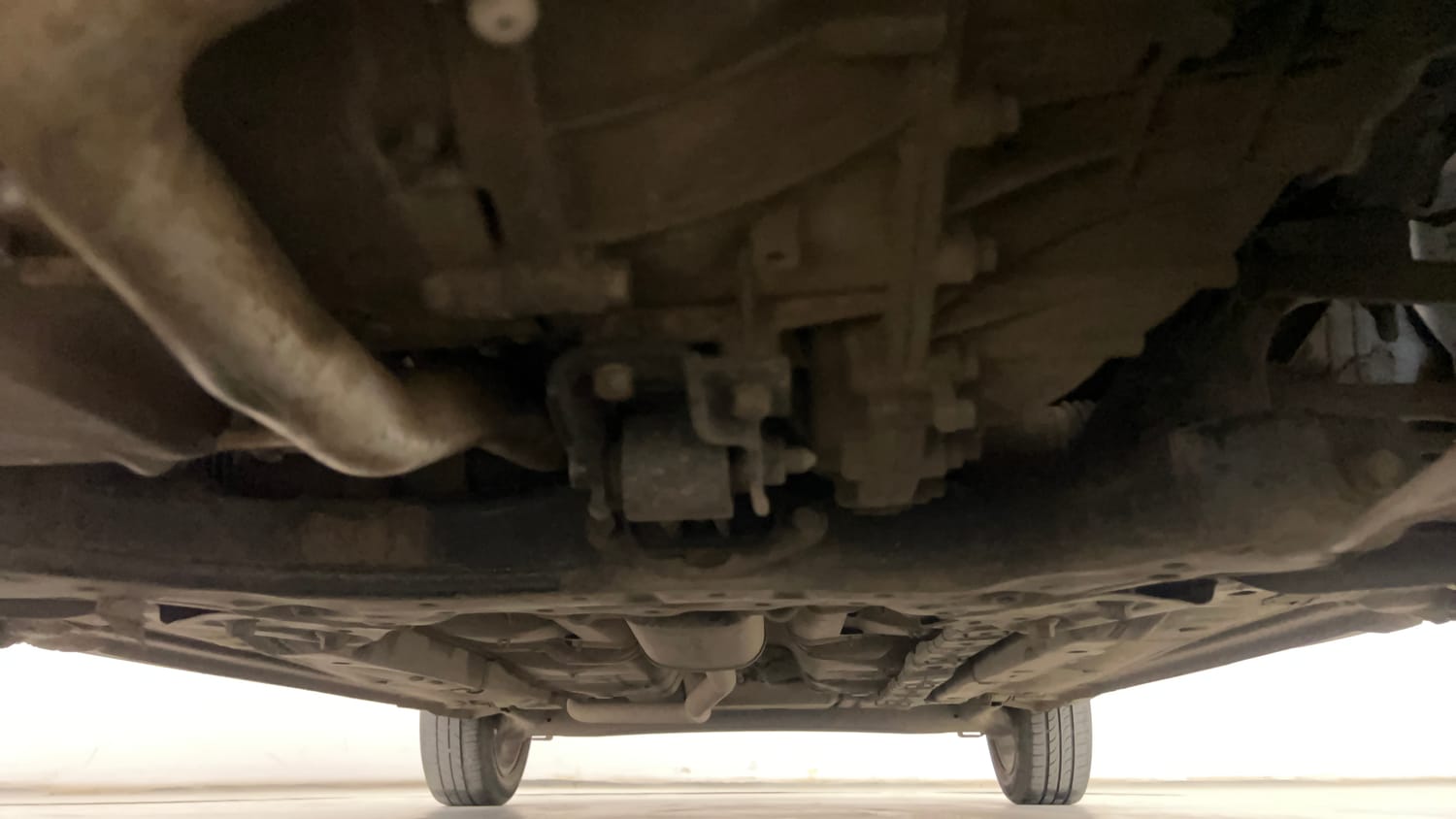 Used 2019 Hyundai Xcent SX (O)CRDi Diesel Manual extra FRONT LEFT UNDERBODY VIEW