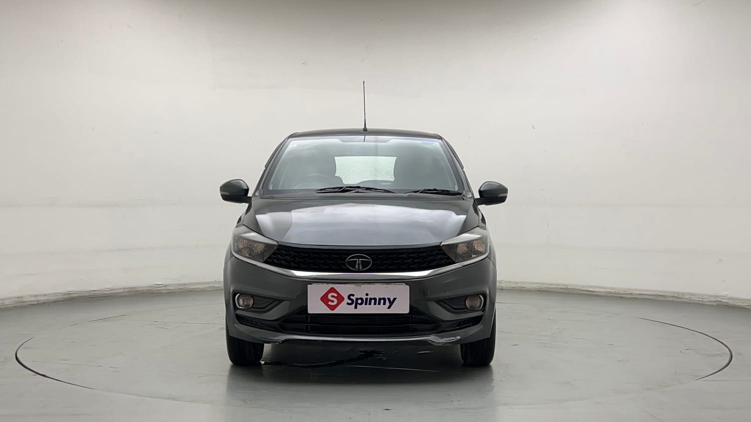 Used 2021 Tata Tiago XZ Plus Petrol Manual exterior FRONT VIEW