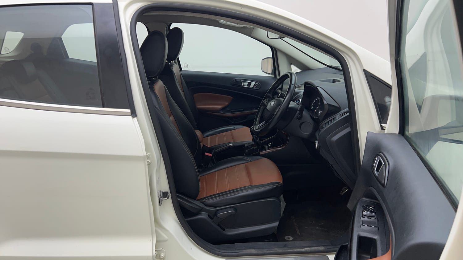 Used 2021 Ford EcoSport Thunder Edition Petrol Petrol Manual interior RIGHT SIDE FRONT DOOR CABIN VIEW