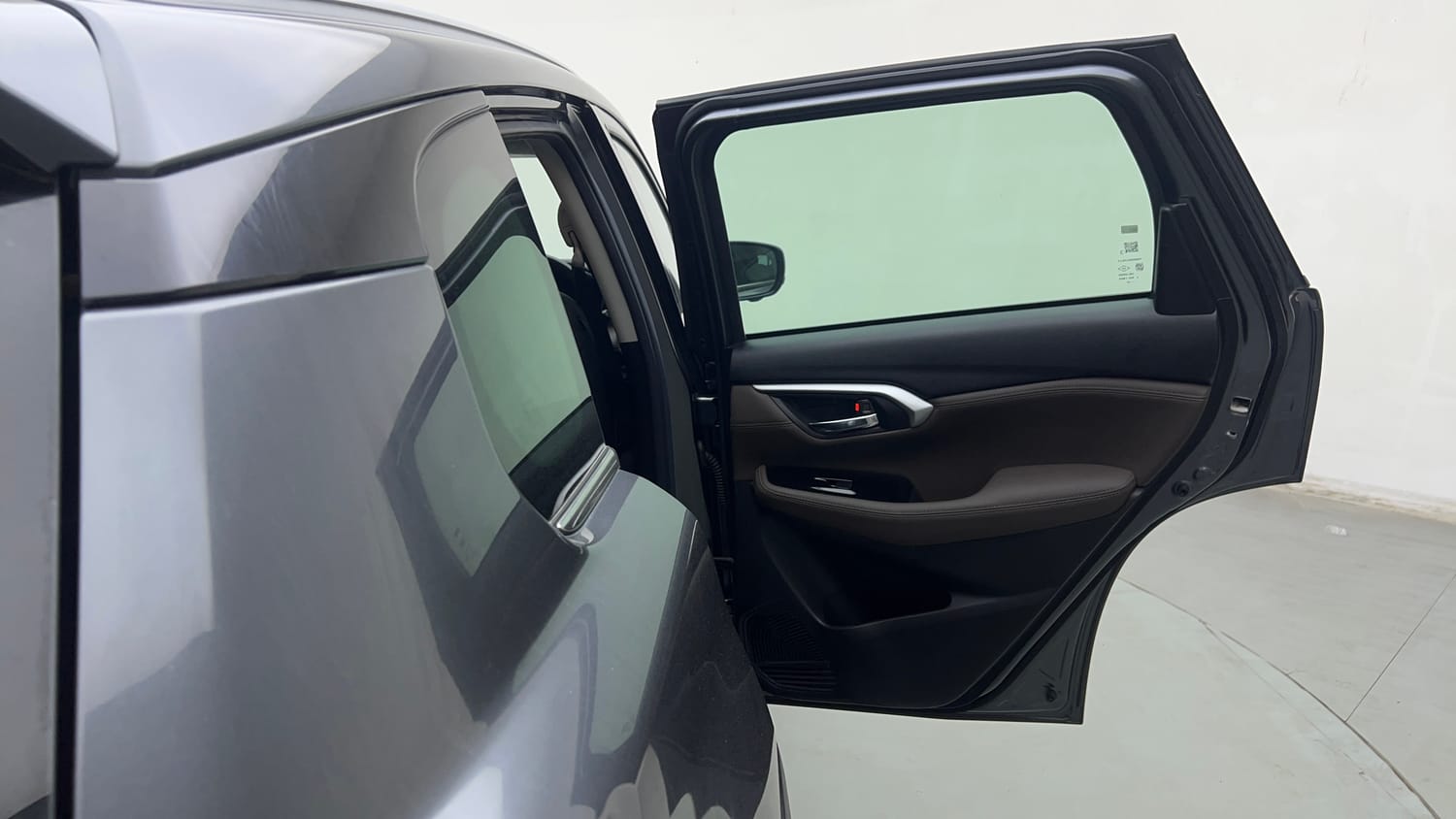 Used 2025 Toyota Urban Cruiser Hyryder V Hybrid Hybrid Automatic interior RIGHT REAR DOOR OPEN VIEW