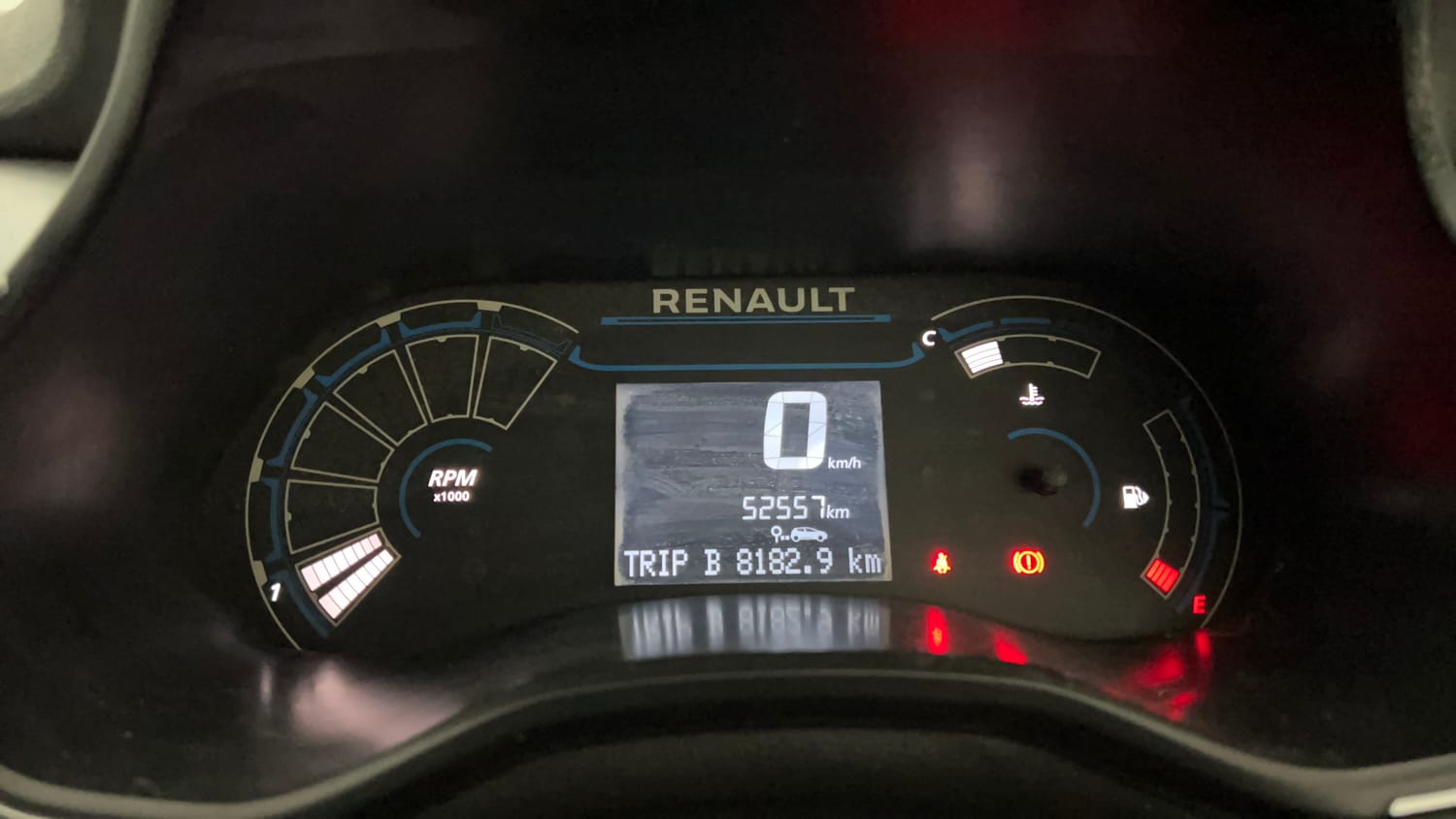 Used 2019 Renault Triber RXZ Petrol Manual interior CLUSTERMETER VIEW