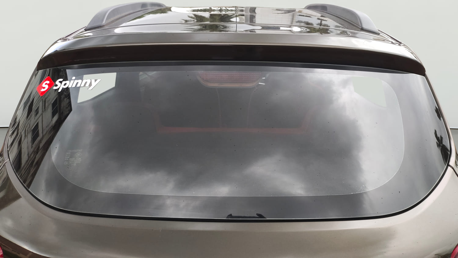 Used 2022 Renault Kwid RXT 1.0 AMT Petrol Automatic exterior BACK WINDSHIELD VIEW