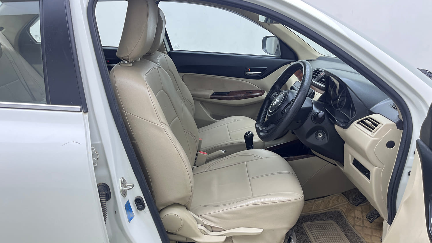 Used 2020 Maruti Suzuki Dzire VXi Petrol Manual interior RIGHT SIDE FRONT DOOR CABIN VIEW