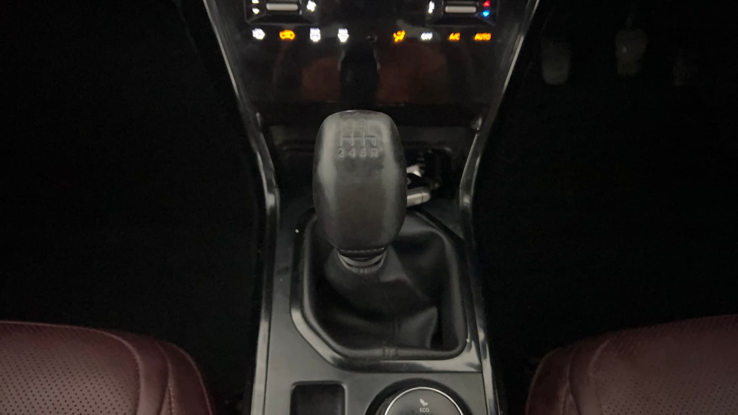 Used 2024 Tata Curvv Accomplished Plus A 1.5 Kryojet Diesel 6MT Diesel Manual interior GEAR  KNOB VIEW