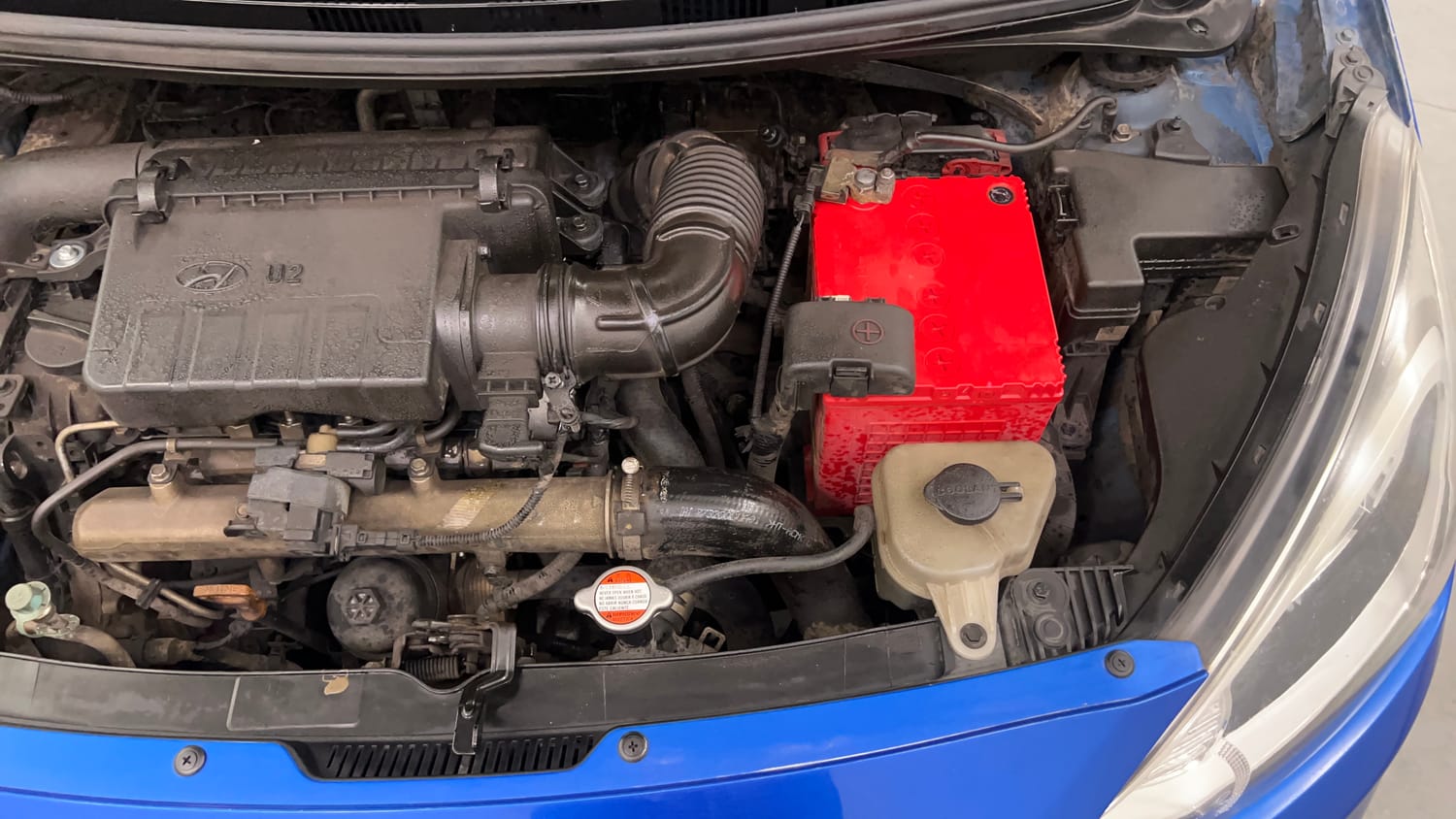 Used 2019 Hyundai Xcent SX (O)CRDi Diesel Manual engine ENGINE LEFT SIDE VIEW