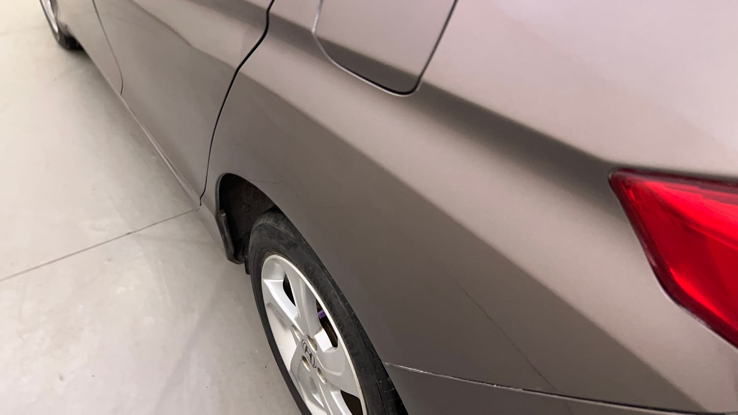 Used 2015 Honda City VX CVT Petrol Automatic dents MINOR DENT