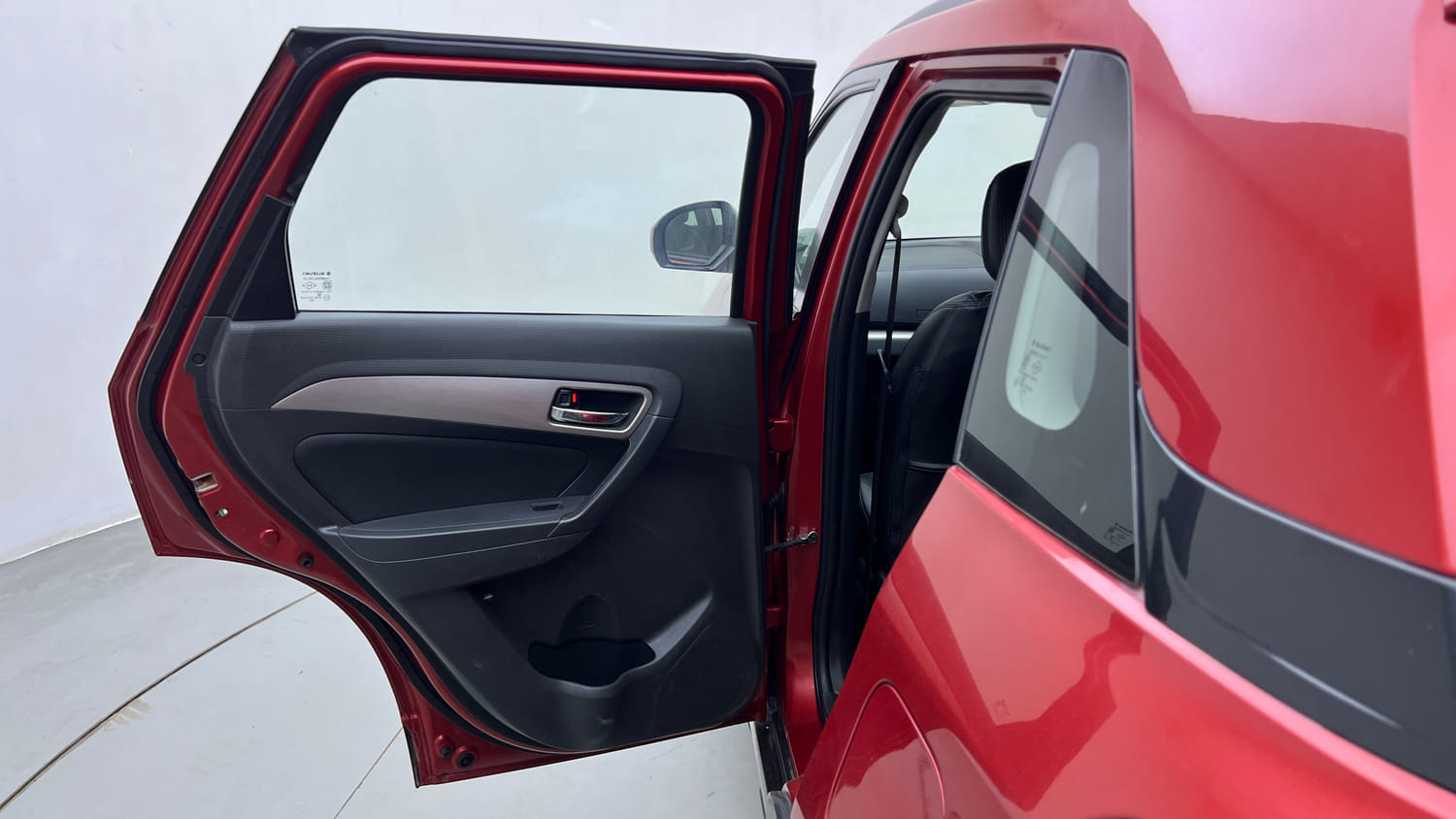 Used 2016 Maruti Suzuki Vitara Brezza [2016-2020] ZDi Diesel Manual interior LEFT REAR DOOR OPEN VIEW