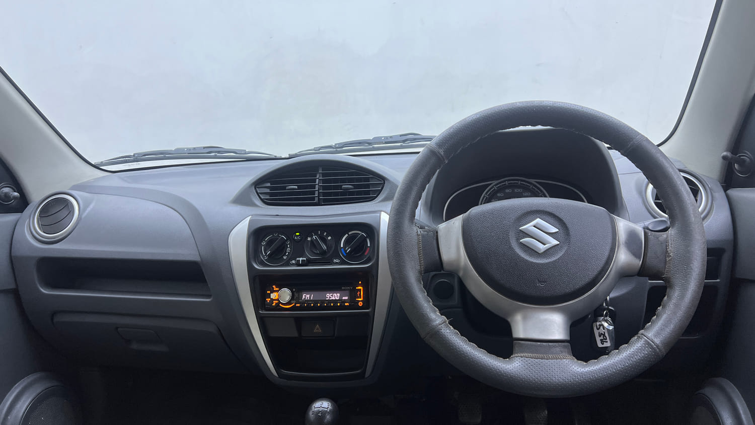 Used 2014 Maruti Suzuki Alto 800 Lxi Petrol Manual interior DASHBOARD VIEW