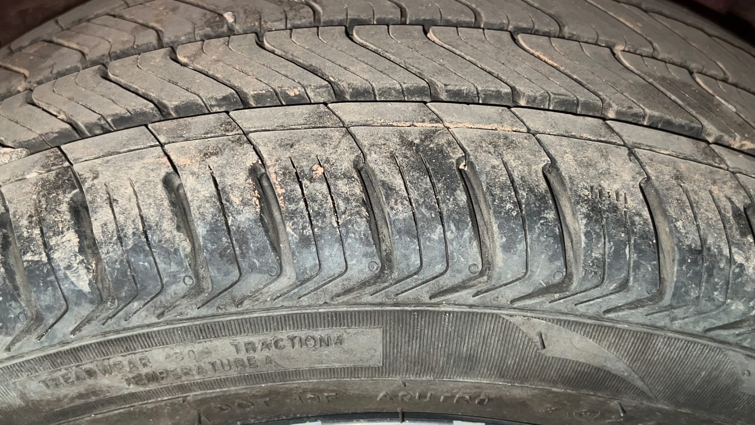 Used 2021 Hyundai i20 Sportz 1.2 MT Petrol Manual tyres LEFT REAR TYRE TREAD VIEW