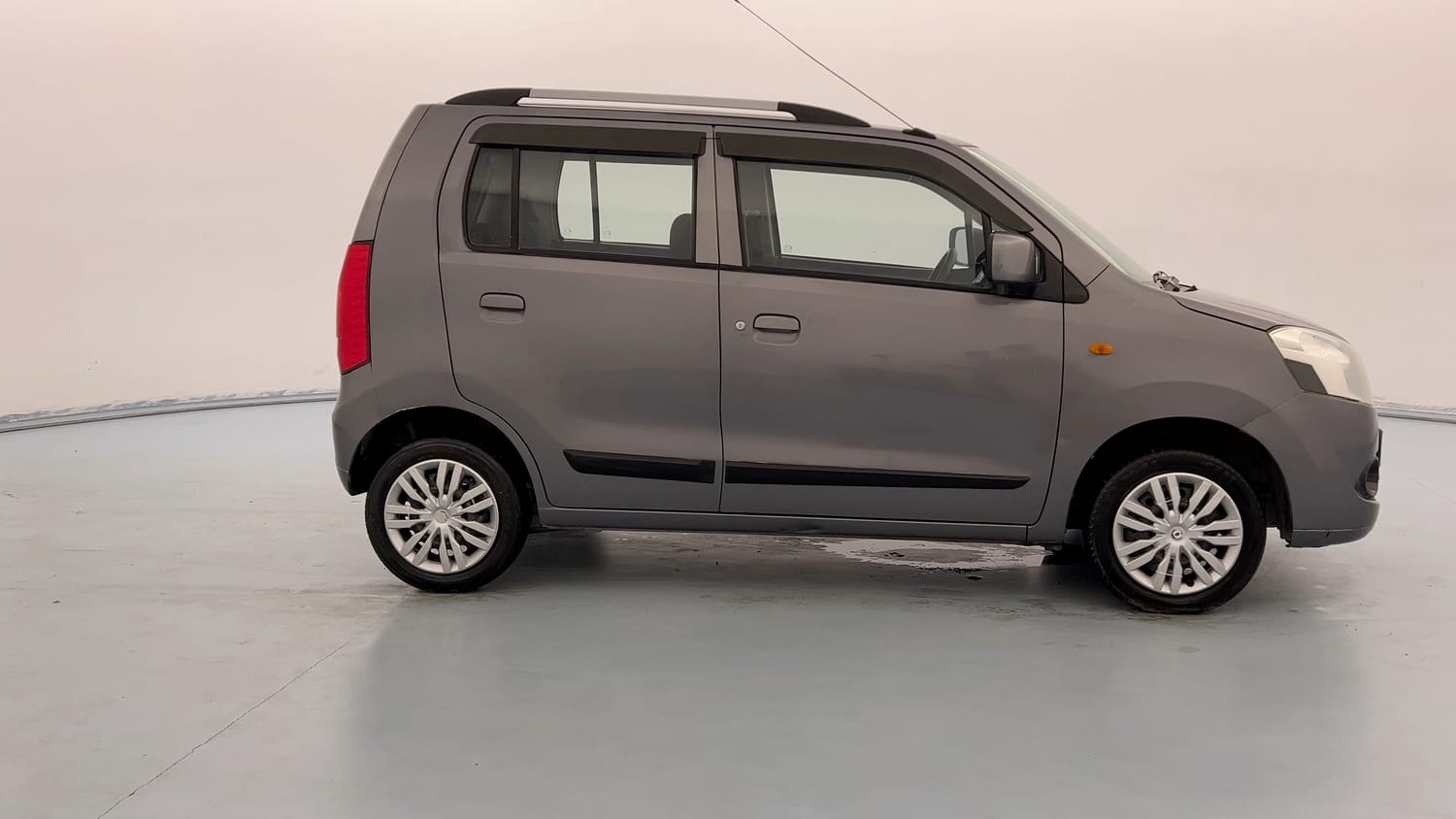 Used 2012 Maruti Suzuki Wagon R 1.0 VXi Petrol Manual exterior RIGHT SIDE VIEW