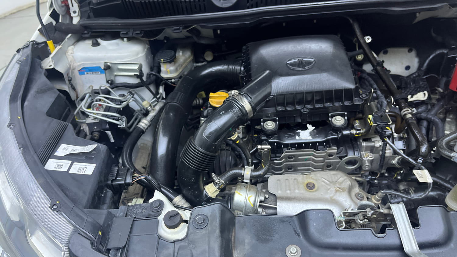 Used 2023 Tata Nexon XZA Plus Petrol Automatic engine ENGINE RIGHT SIDE VIEW