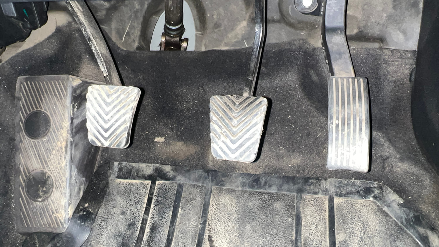 Used 2017 Hyundai Elite i20 Sportz 1.2 Petrol Manual interior PEDALS VIEW