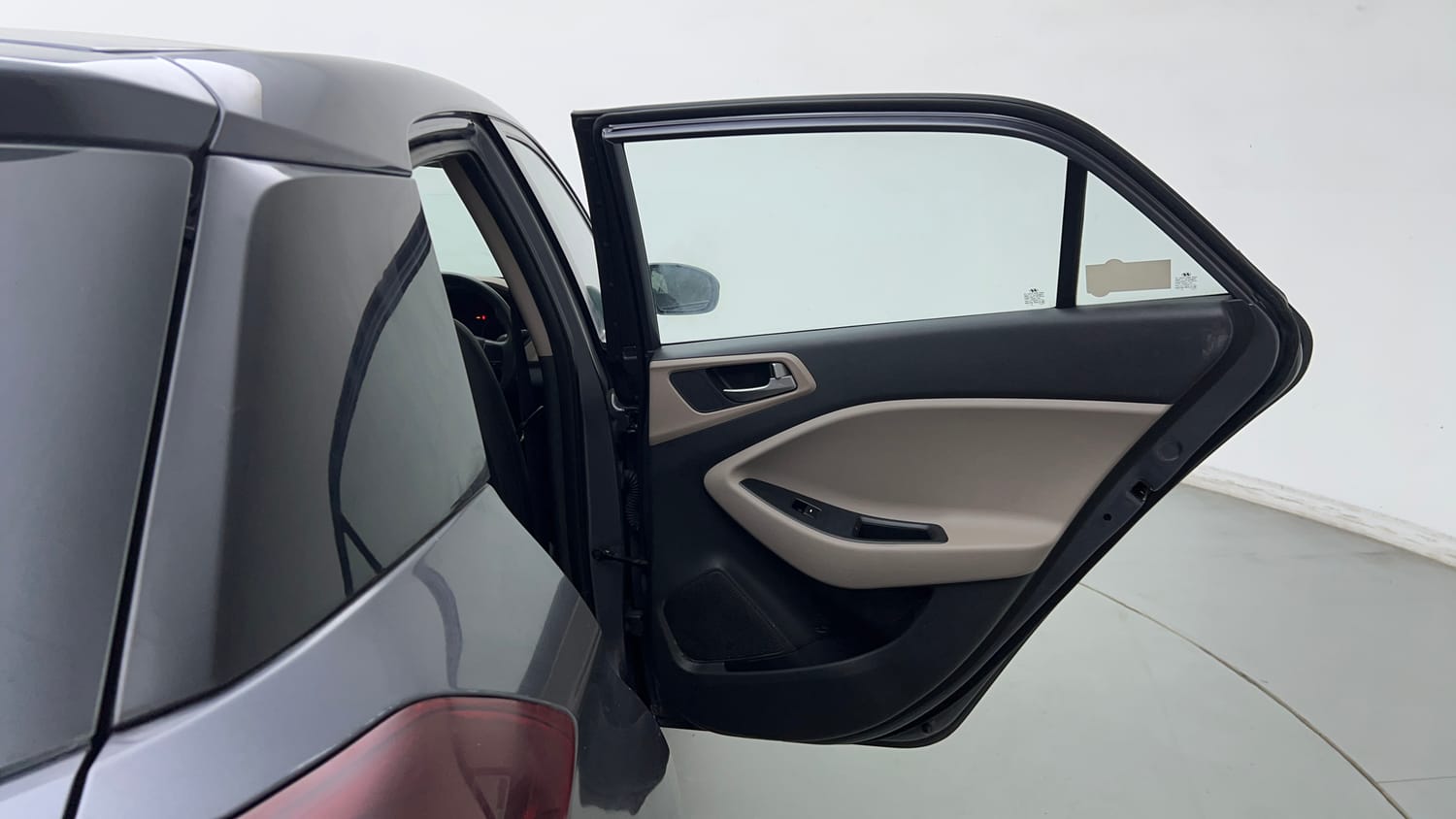 Used 2018 Hyundai Elite i20 Magna Executive 1.2 Petrol Manual interior RIGHT REAR DOOR OPEN VIEW