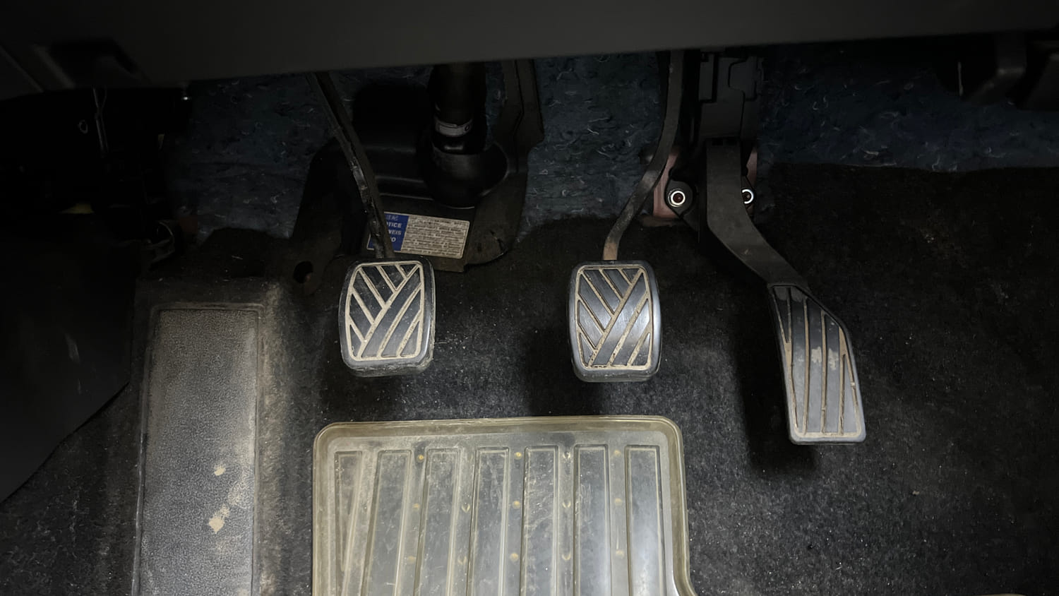 Used 2016 Maruti Suzuki Vitara Brezza [2016-2020] ZDi Diesel Manual interior PEDALS VIEW