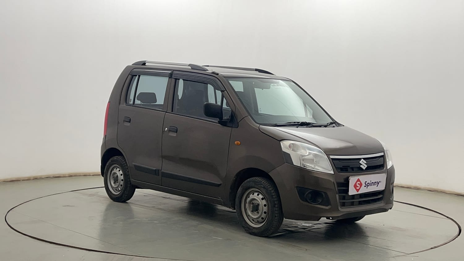 Used 2016 Maruti Suzuki Wagon R LXI Petrol Manual exterior RIGHT FRONT CORNER VIEW