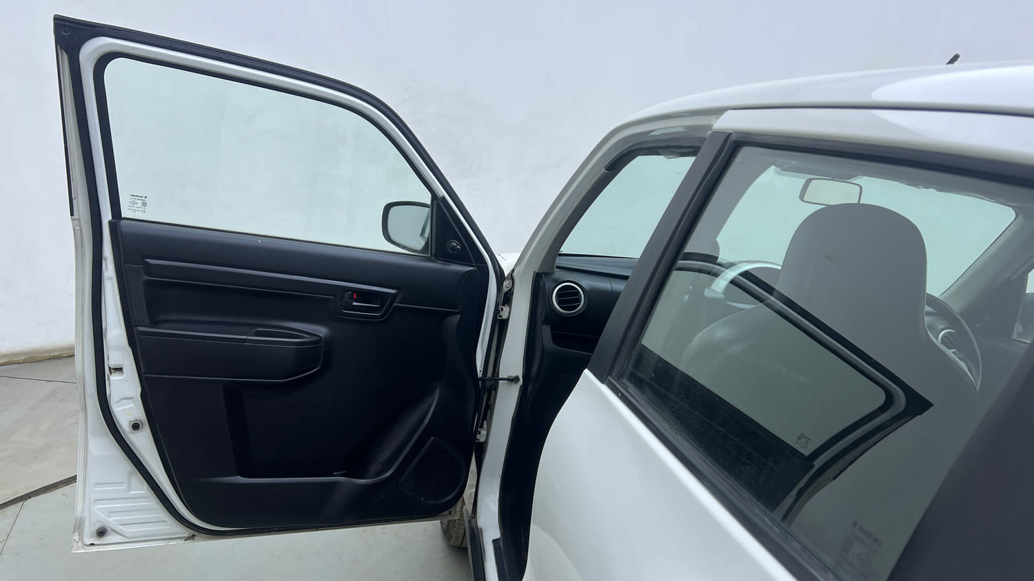 Used 2020 Maruti Suzuki S-Presso VXi Plus AMT Petrol Automatic interior LEFT FRONT DOOR OPEN VIEW