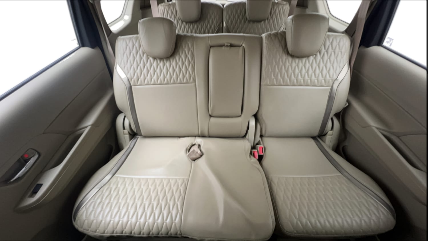 Used 2019 Maruti Suzuki New Ertiga ZXi Plus Petrol Manual interior REAR SEAT CONDITION VIEW