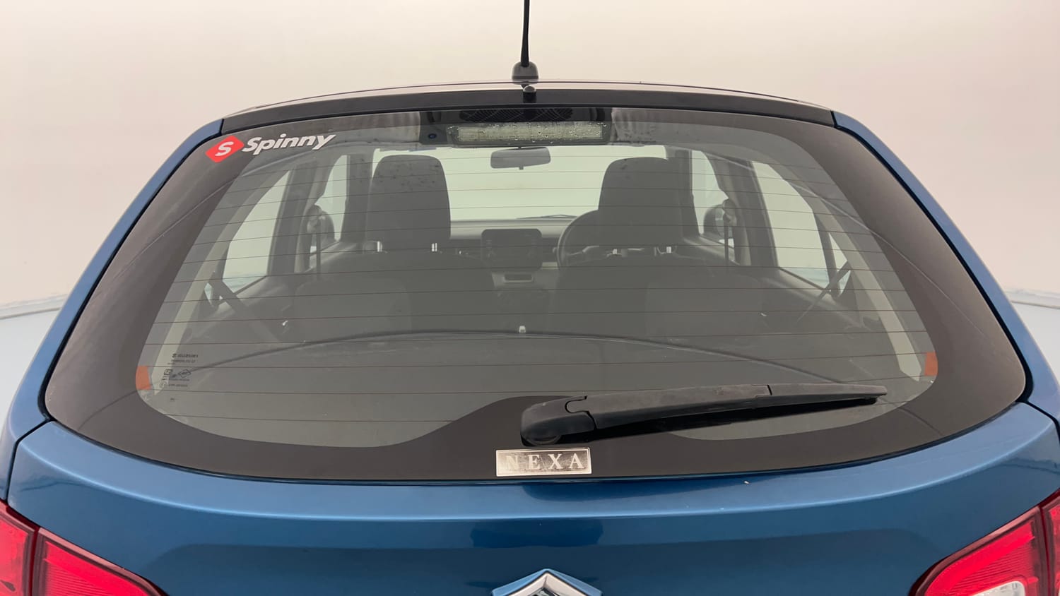 Used 2018 Maruti Suzuki Ignis [2017-2020] Zeta AMT Petrol Dual Tone Petrol Automatic exterior BACK WINDSHIELD VIEW