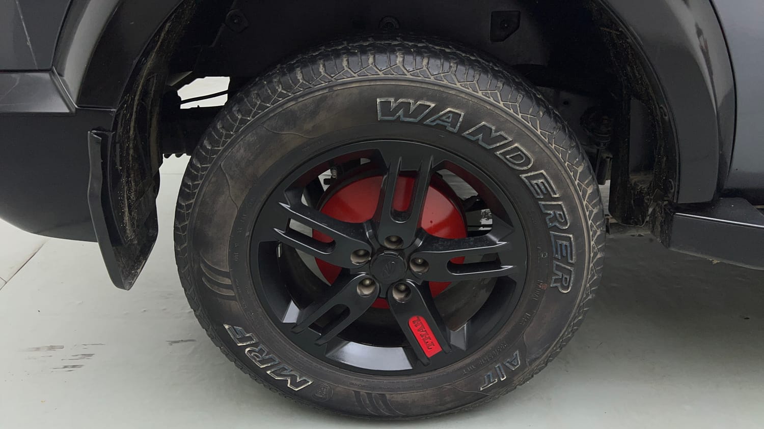 Used 2021 mahindra Thar LX Hard Top Petrol AT 4WD Petrol Automatic tyres RIGHT REAR TYRE RIM VIEW