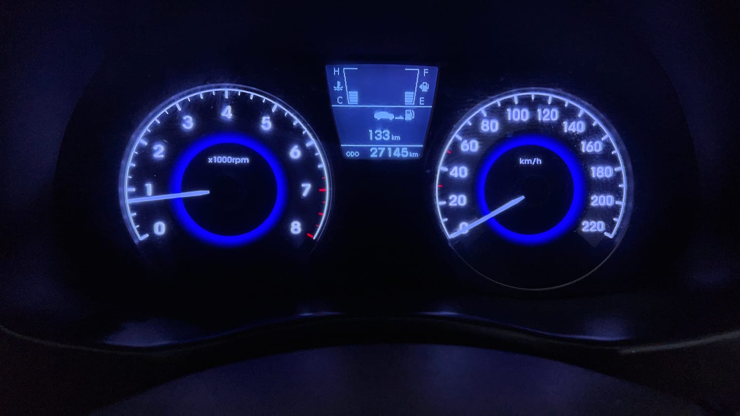 Used 2015 Hyundai Fluidic Verna 4S 1.6 VTVT SX Petrol Manual interior CLUSTERMETER VIEW