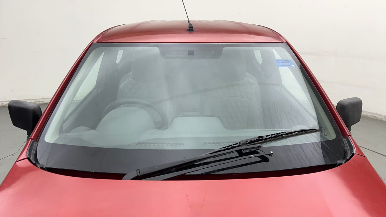 Used 2016 Renault Kwid RXT Petrol Manual exterior FRONT WINDSHIELD VIEW