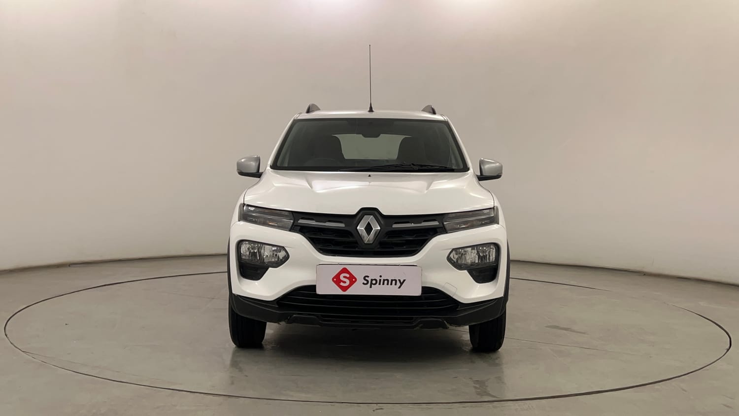 Used 2024 Renault Kwid RXT 1.0 Petrol Manual exterior FRONT VIEW