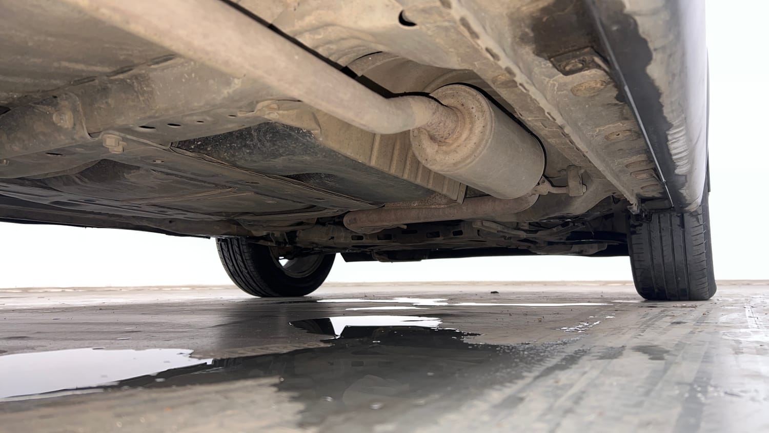 Used 2017 Honda WR-V VX MT Petrol Petrol Manual extra REAR RIGHT UNDERBODY VIEW