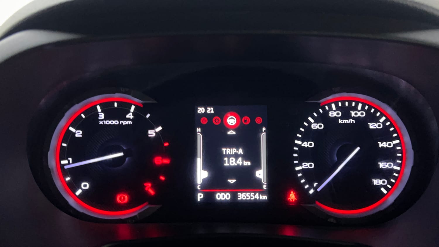 Used 2021 mahindra Thar LX Hard Top Petrol AT 4WD Petrol Automatic interior CLUSTERMETER VIEW