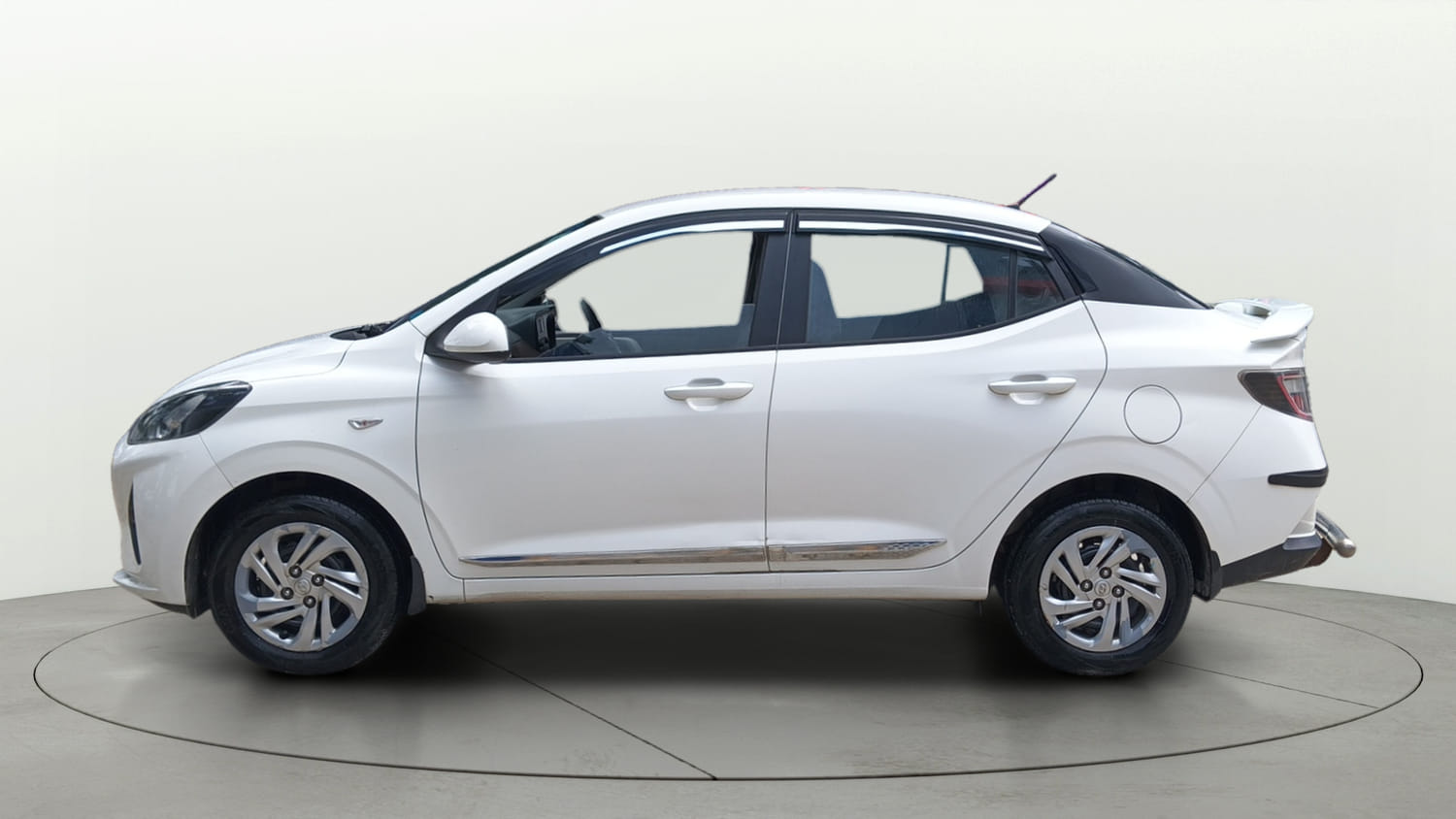 Used 2022 Hyundai Aura S 1.2 CNG Cng Manual exterior LEFT SIDE VIEW