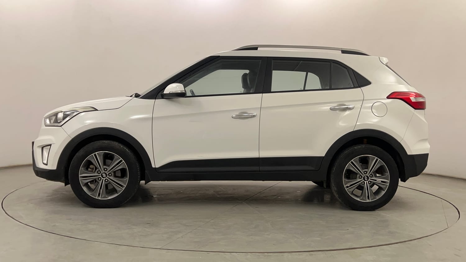 Used 2016 Hyundai Creta 1.6 SX Plus AT Diesel Automatic exterior LEFT SIDE VIEW