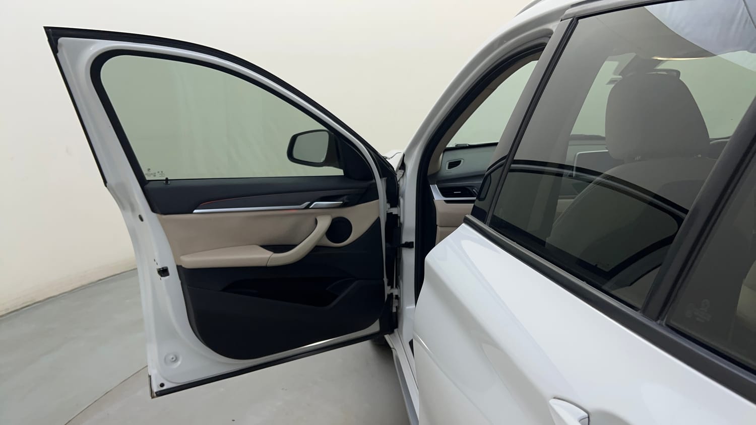 Used 2019 BMW X1 sDrive20d xLine Diesel Automatic interior LEFT FRONT DOOR OPEN VIEW