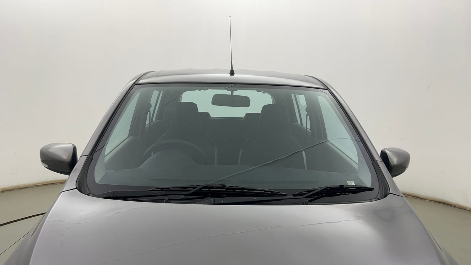 Used 2014 Maruti Suzuki Celerio LXi Petrol Manual exterior FRONT WINDSHIELD VIEW