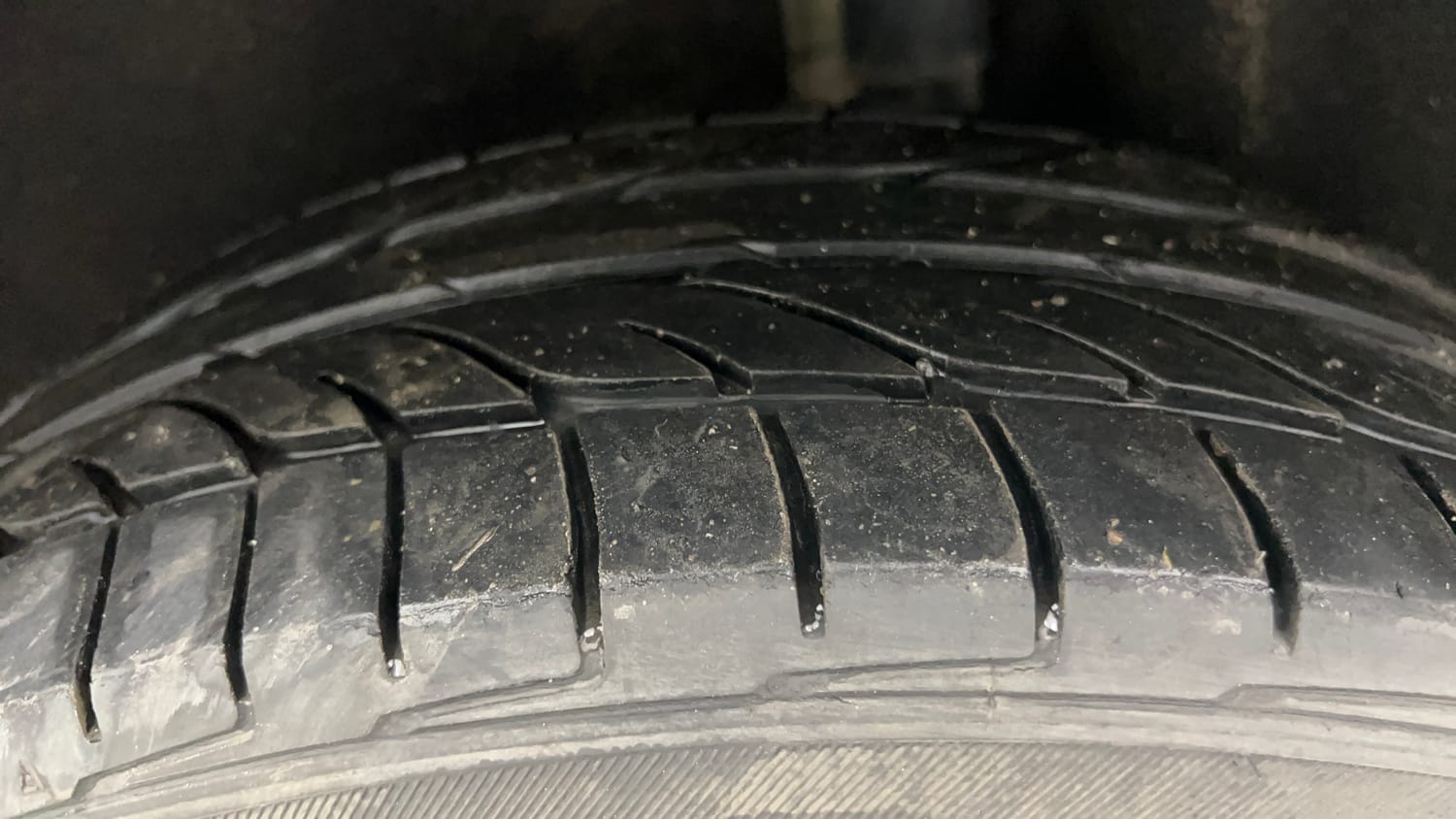 Used 2020 Ford EcoSport Titanium 1.5L TDCi Diesel Manual tyres LEFT REAR TYRE TREAD VIEW