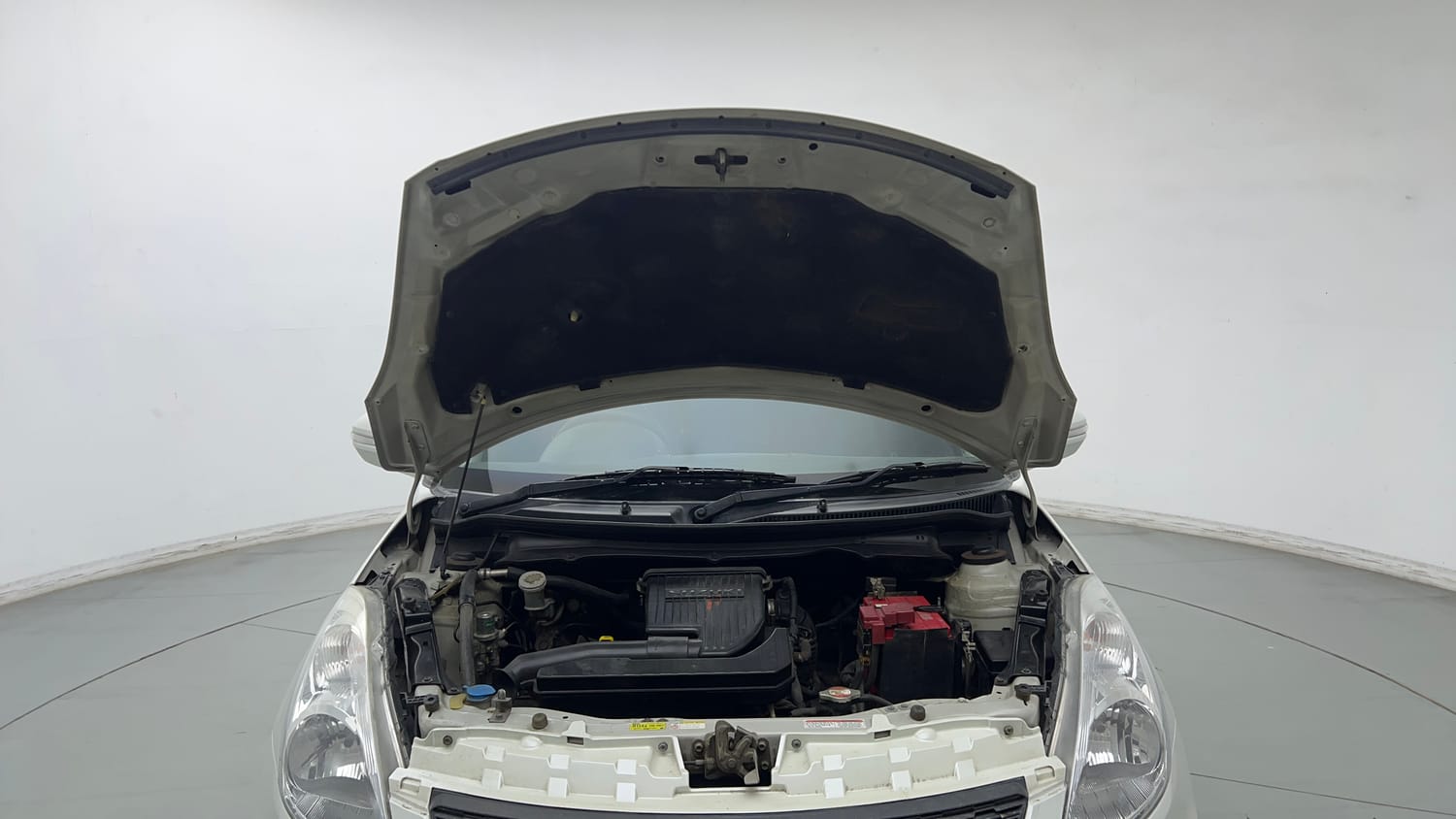 Used 2015 Maruti Suzuki Swift VXi Petrol Manual engine ENGINE & BONNET OPEN FRONT VIEW