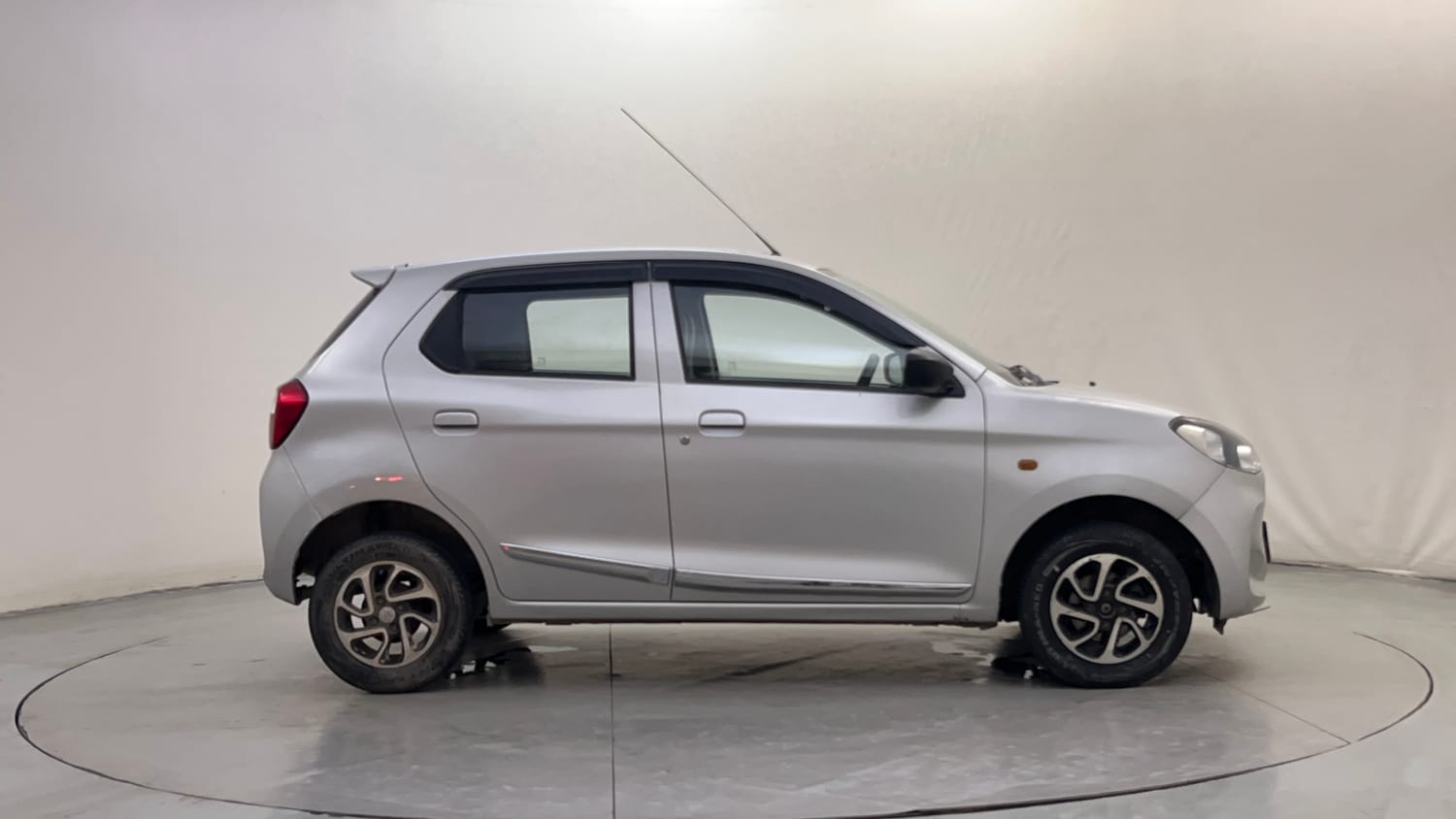 Used 2023 Maruti Suzuki Alto K10 VXi Petrol Manual exterior RIGHT SIDE VIEW