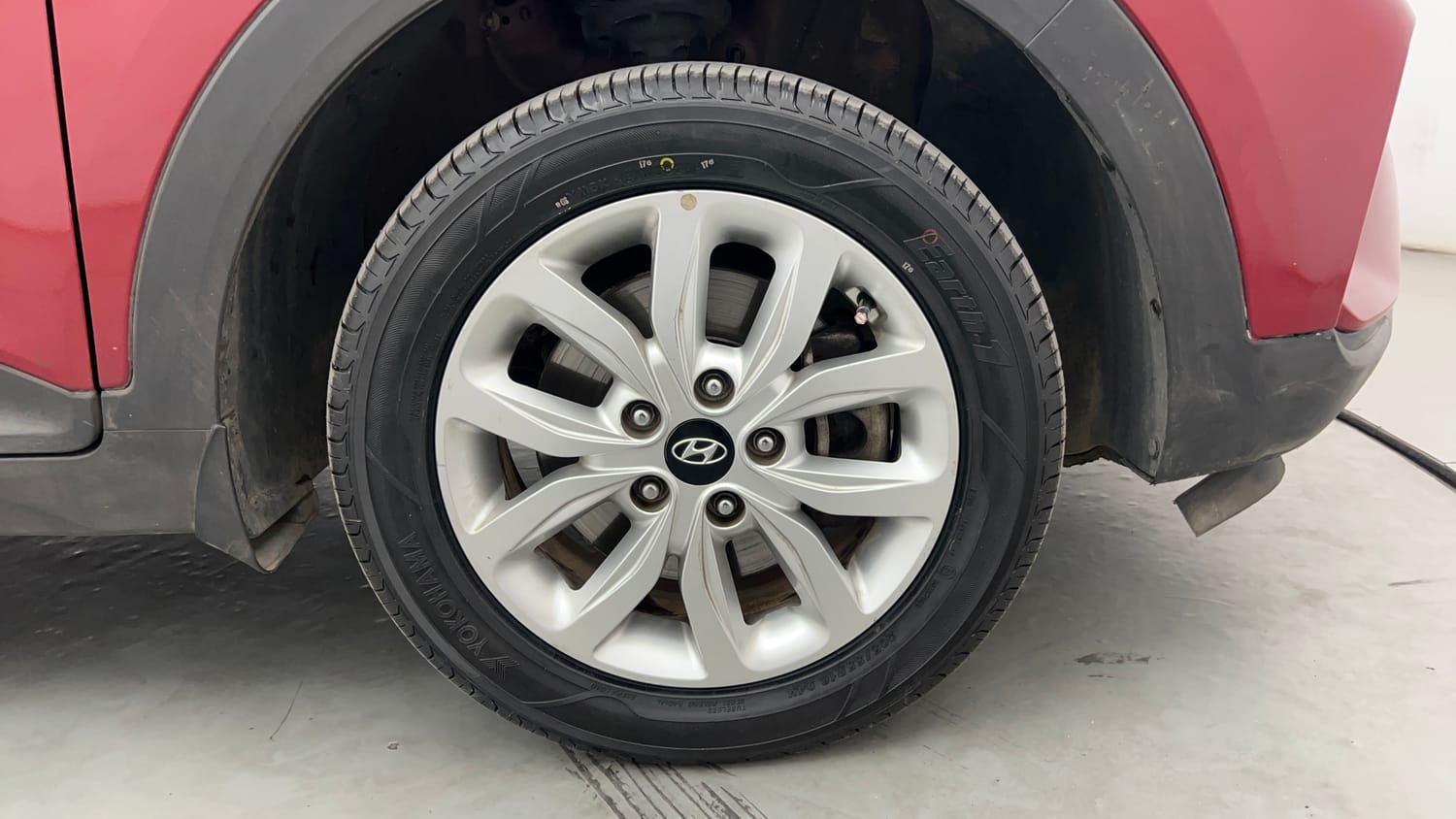 Used 2019 Hyundai Creta SX 1.6 Petrol Petrol Manual tyres RIGHT FRONT TYRE RIM VIEW