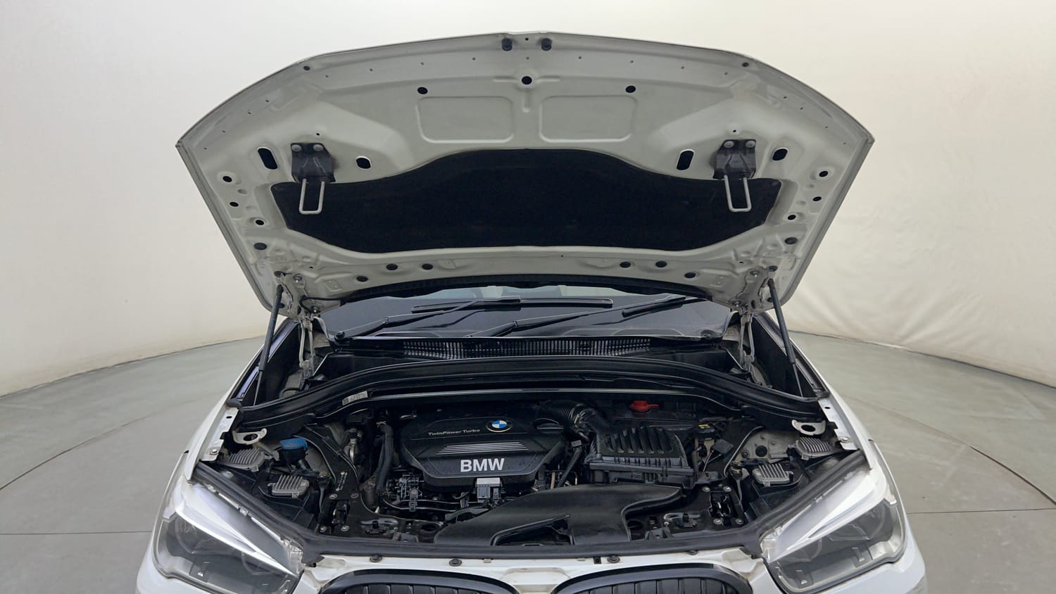 Used 2019 BMW X1 sDrive20d xLine Diesel Automatic engine ENGINE & BONNET OPEN FRONT VIEW