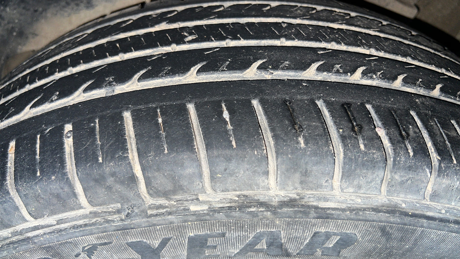Used 2020 Kia Seltos GTX Plus AT 1.5 Diesel Diesel Automatic tyres LEFT REAR TYRE TREAD VIEW
