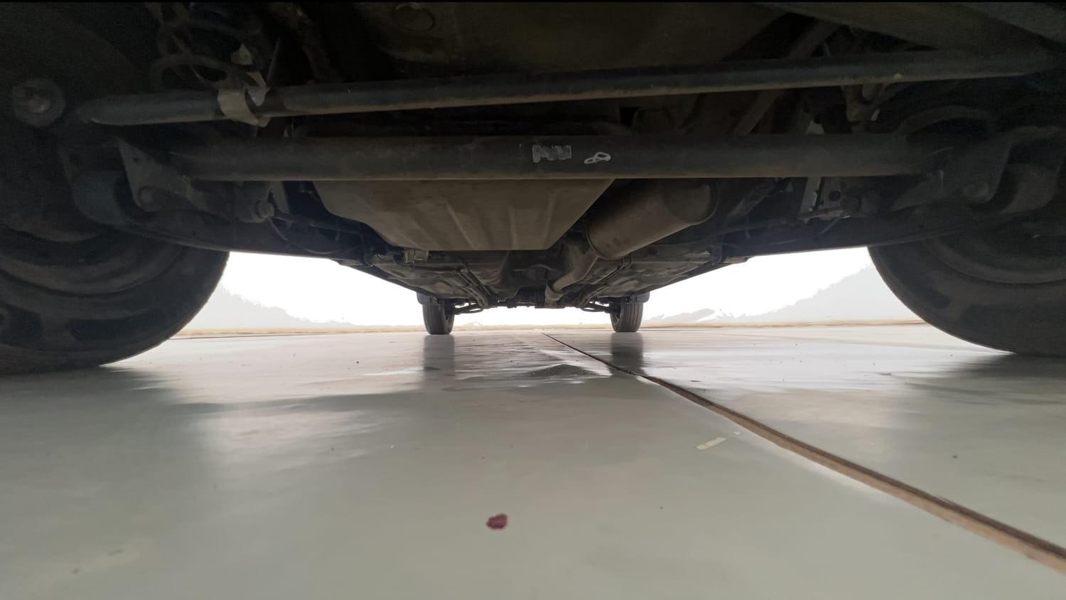 Used 2022 Maruti Suzuki Alto 800 LXi (O) Petrol Manual extra REAR UNDERBODY VIEW (TAKEN FROM REAR)