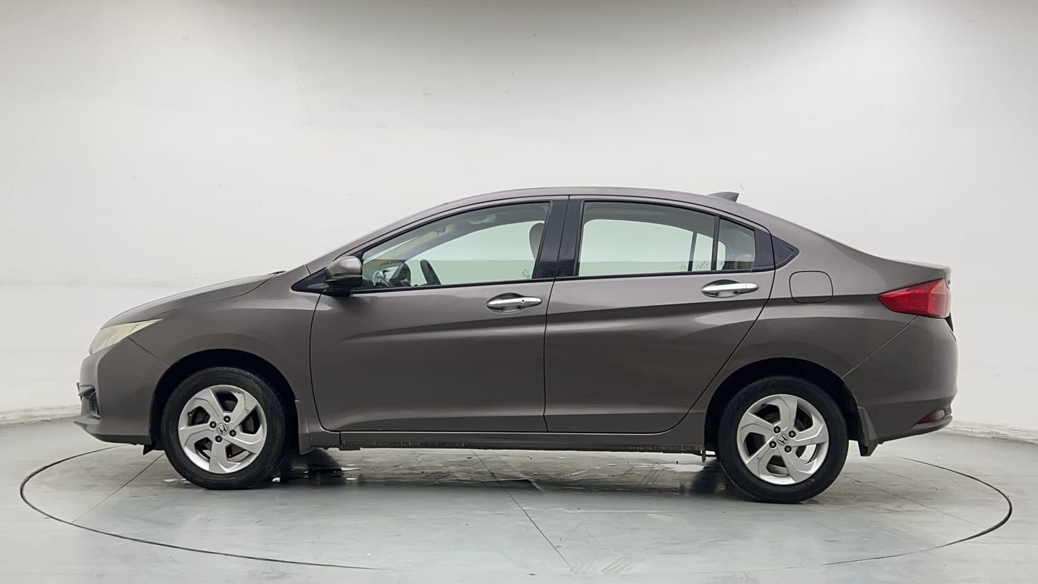 Used 2015 Honda City VX CVT Petrol Automatic exterior LEFT SIDE VIEW