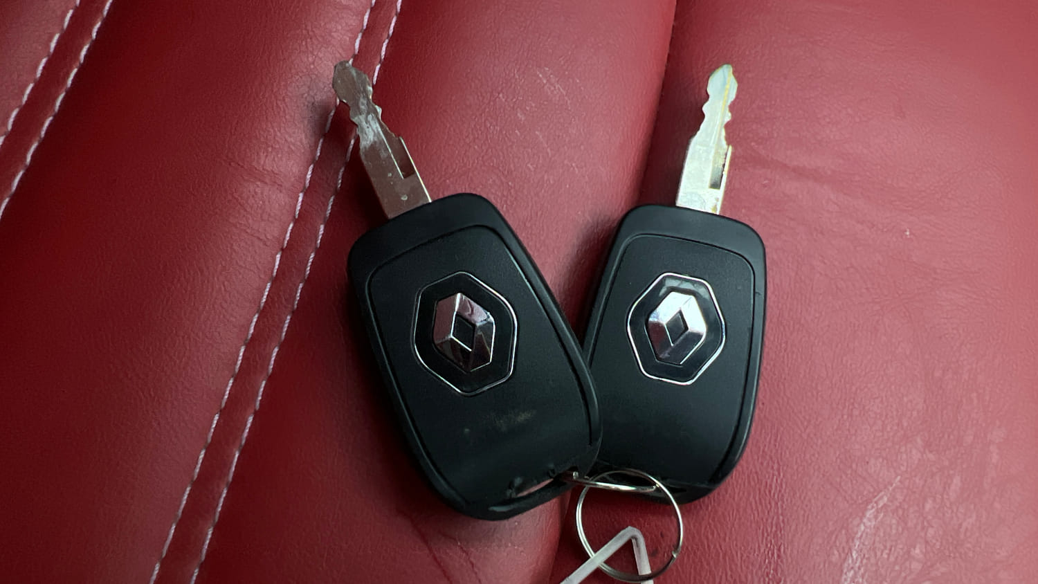 Used 2019 Renault Kwid CLIMBER 1.0 AMT Petrol Automatic extra CAR KEY VIEW
