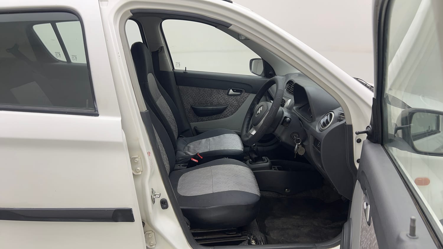 Used 2018 Maruti Suzuki Alto 800 VXi Petrol Manual interior RIGHT SIDE FRONT DOOR CABIN VIEW