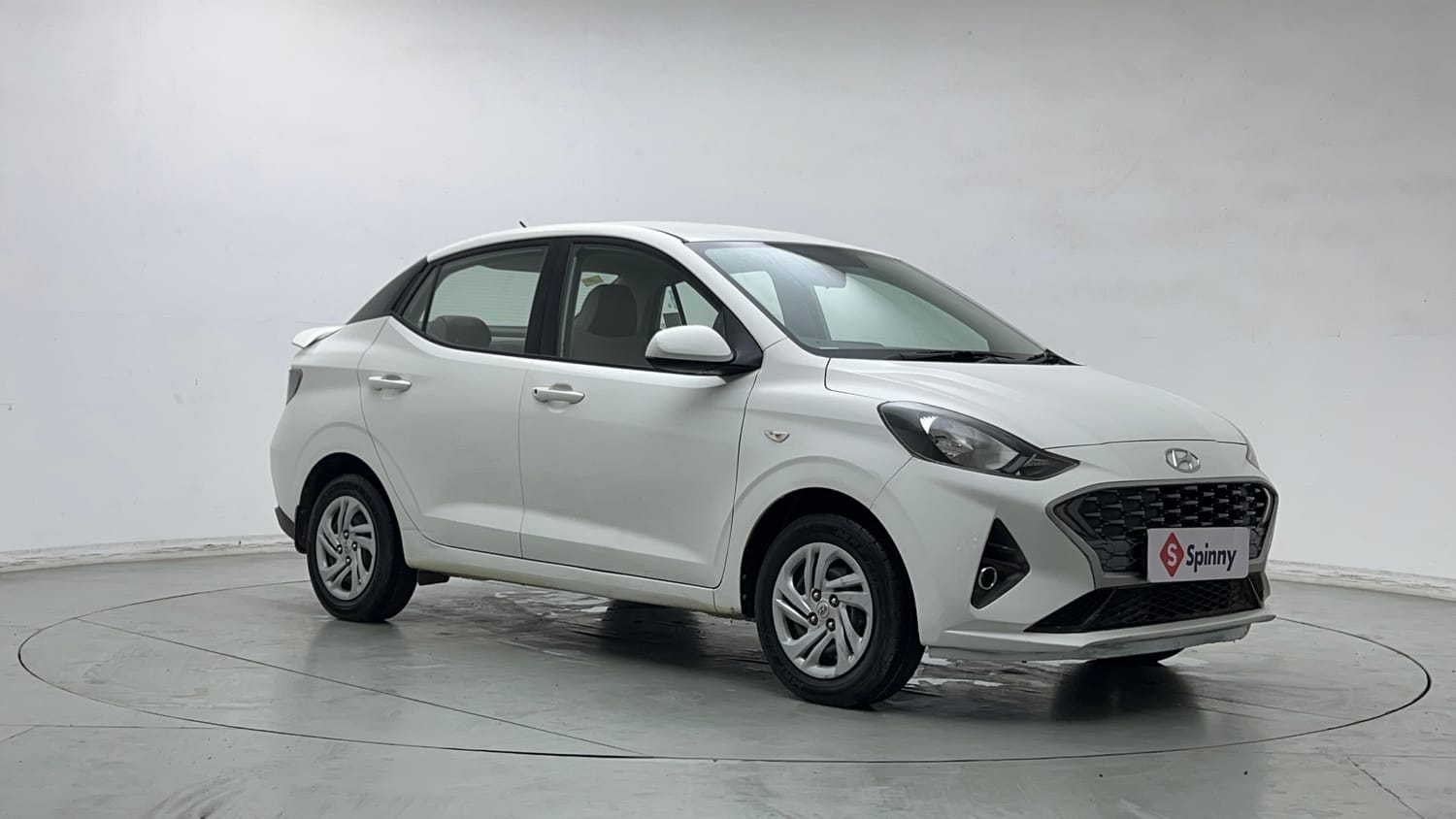 Used 2021 Hyundai Aura S 1.2 CNG Cng Manual exterior RIGHT FRONT CORNER VIEW