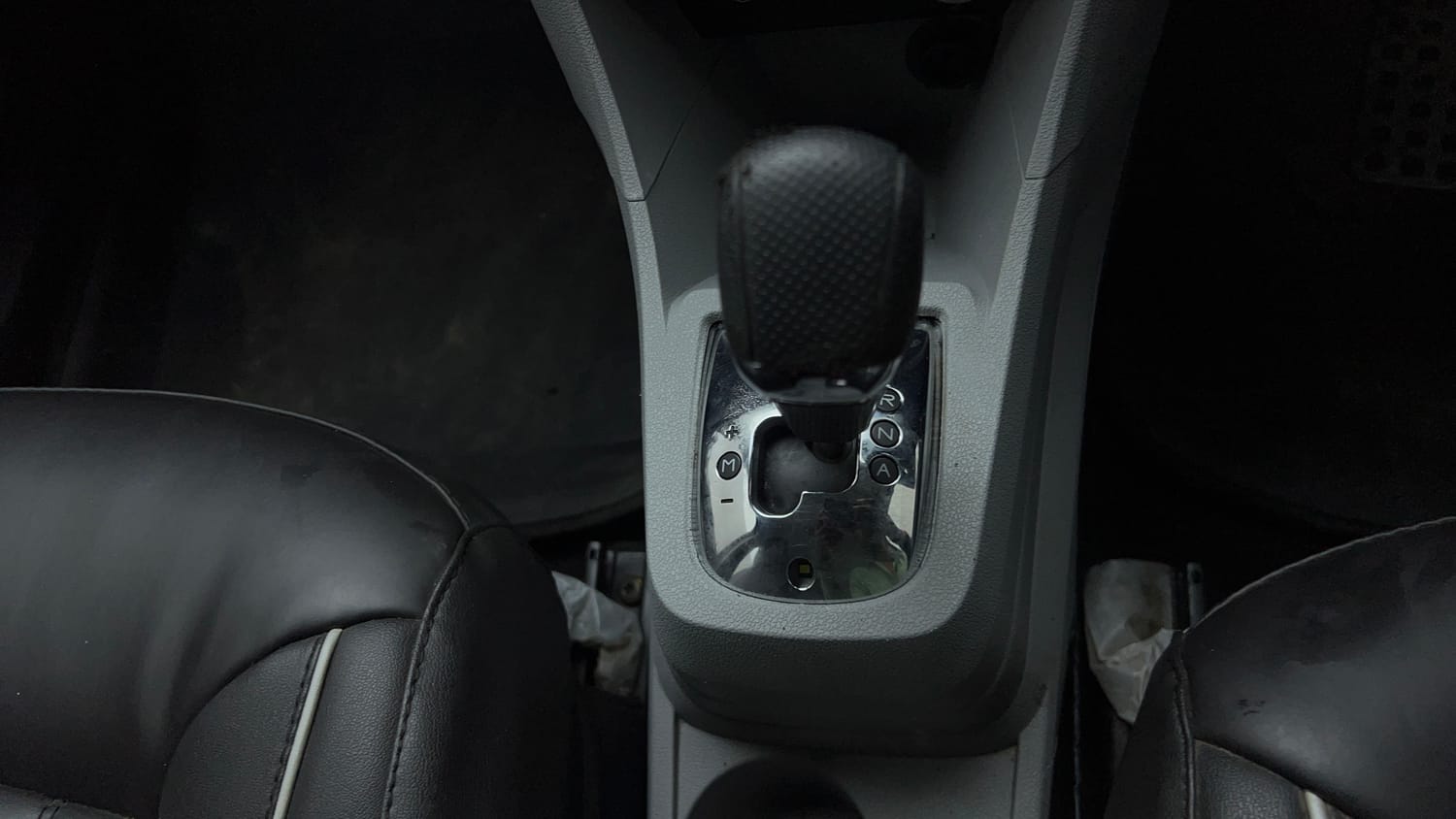 Used 2020 Tata Tiago XZA Plus Petrol Automatic interior GEAR  KNOB VIEW