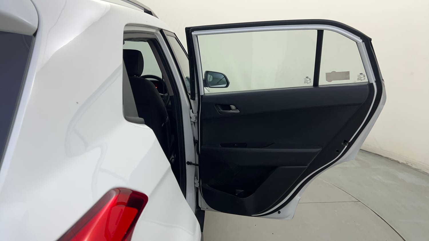 Used 2016 Hyundai Creta 1.6 SX Plus Petrol Petrol Manual interior RIGHT REAR DOOR OPEN VIEW