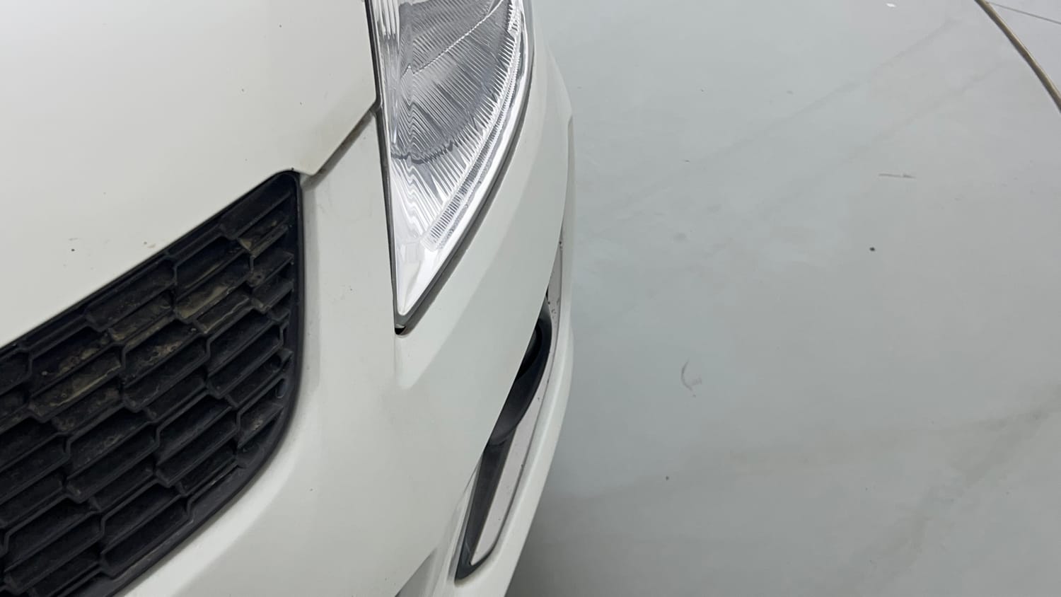Used 2015 Maruti Suzuki Swift VXi Petrol Manual dents MINOR SCRATCH