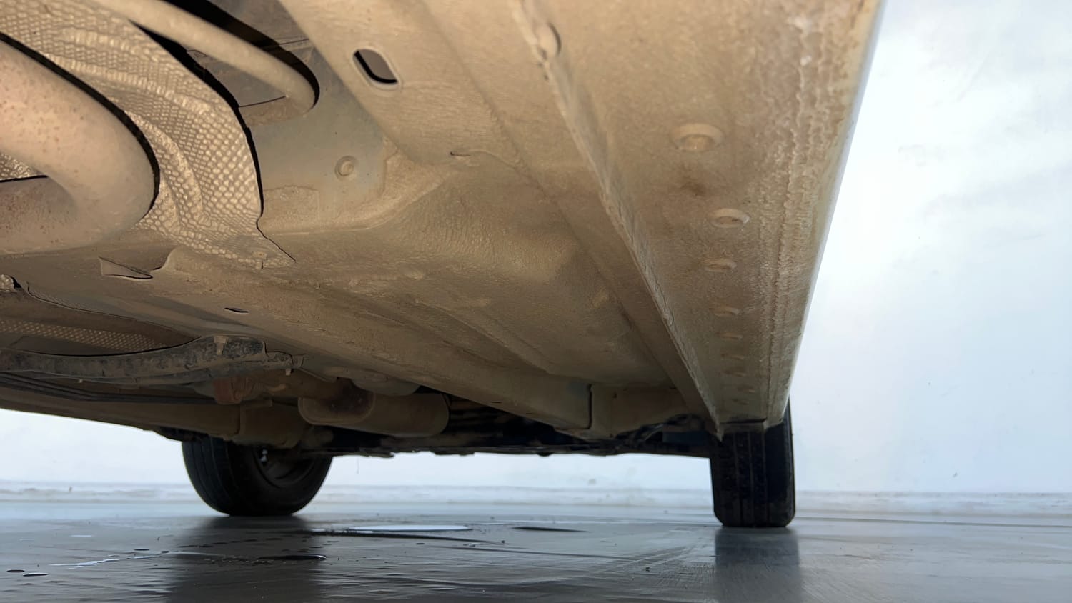 Used 2021 Ford Figo Aspire Titanium Plus 1.2 Ti-VCT Petrol Manual extra REAR RIGHT UNDERBODY VIEW