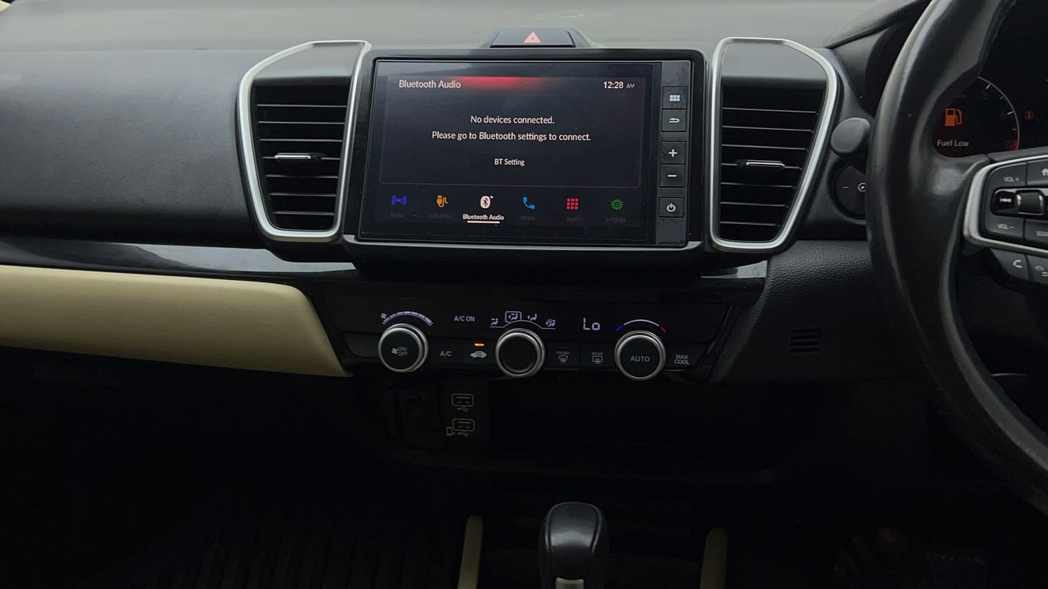 Used 2021 Honda City VX CVT Petrol Petrol Automatic interior MUSIC SYSTEM & AC CONTROL VIEW