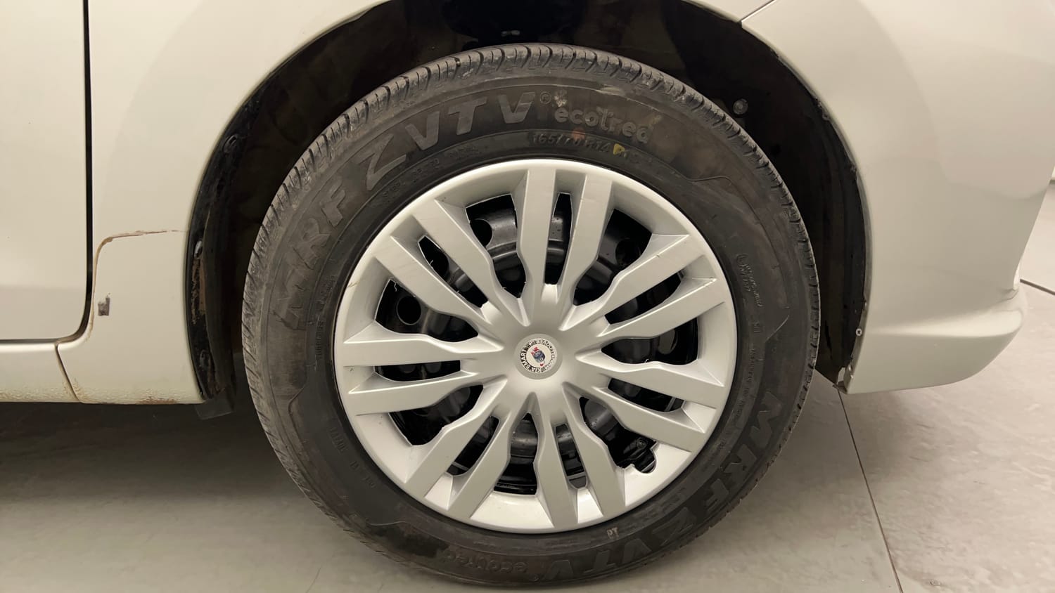 Used 2019 Maruti Suzuki Celerio VXi AMT Petrol Automatic tyres RIGHT FRONT TYRE RIM VIEW