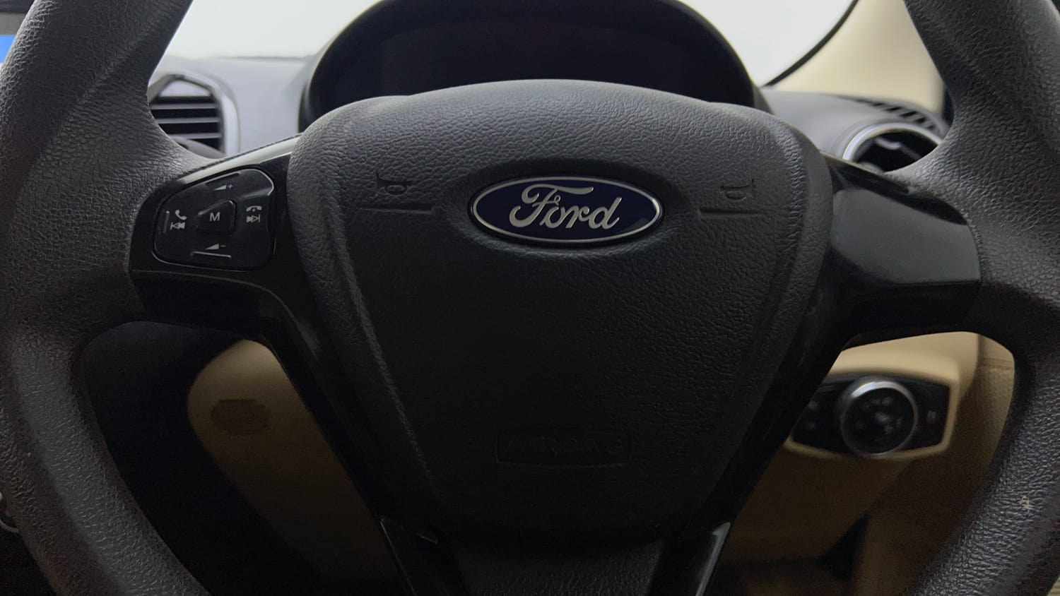Used 2021 Ford Figo Aspire Titanium Plus 1.2 Ti-VCT Petrol Manual top_features Airbags